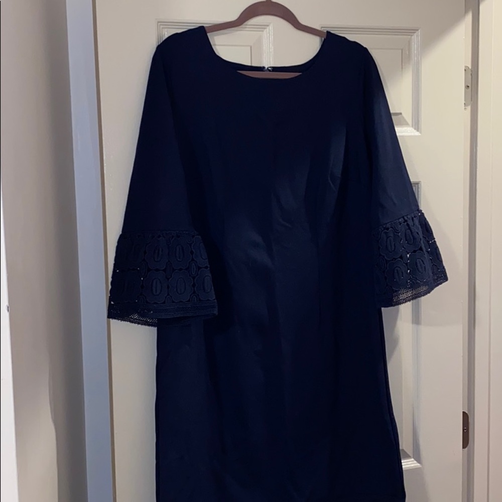Talbots women’s dark blue dress with lace detail